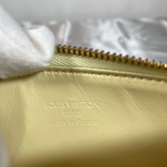 💯 Authentic LV Yellow Lexington Pochette - Picture 7 of 10